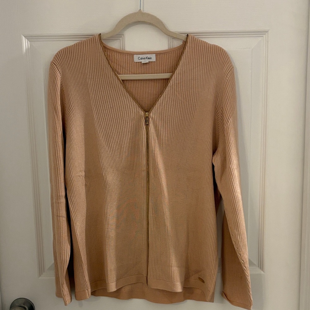 Calvin Klein Women's V-Neck Baby Pink Sweater